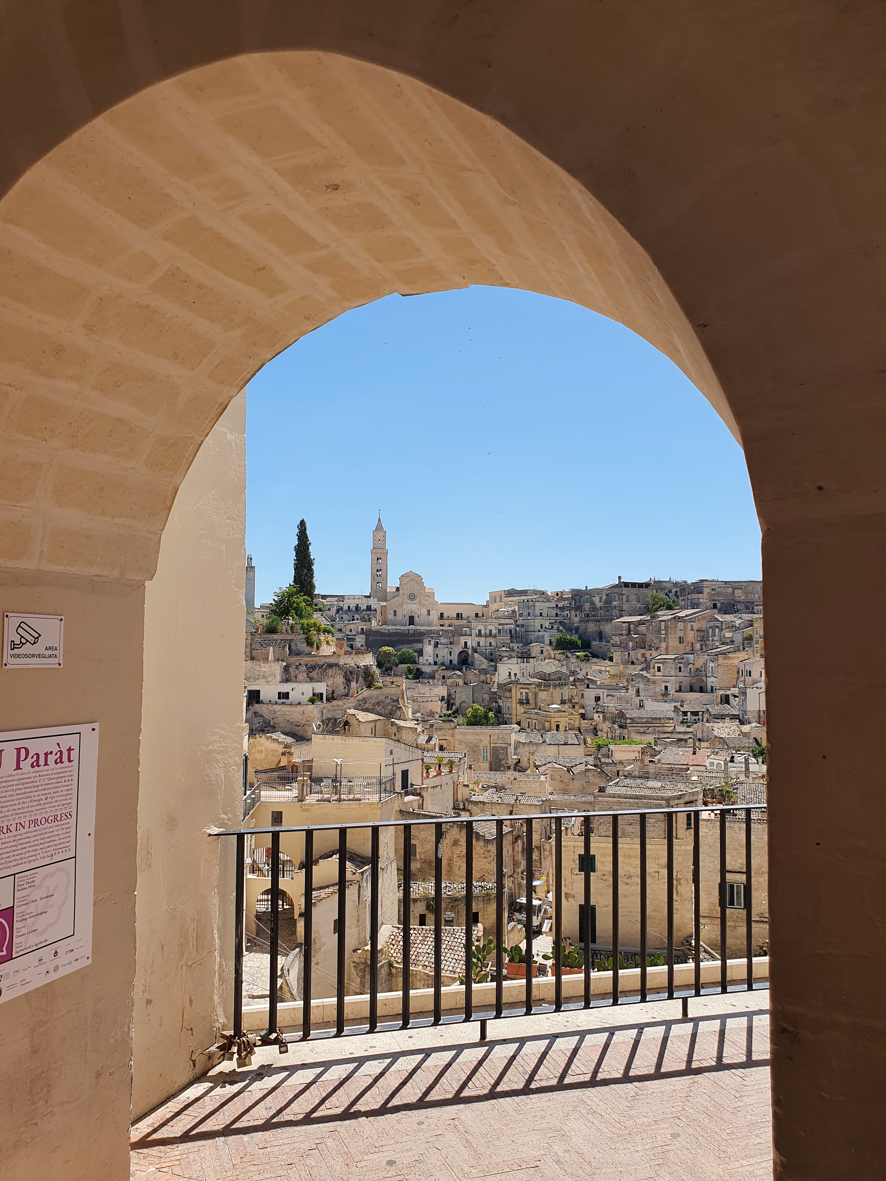 L'atmosfera suggestiva della cattedrale d'acqua